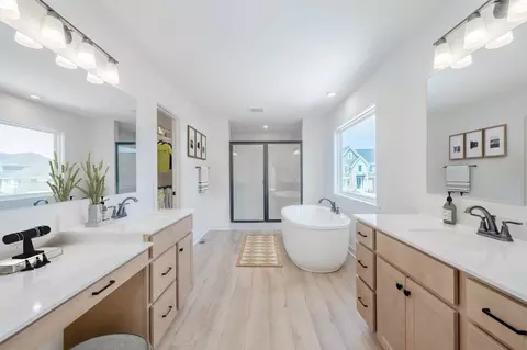 Bath - 280 Libby Hollow St, Springboro, OH 45066 photo 1 of 3