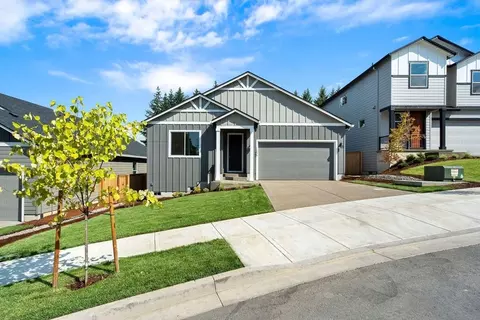 10631 SE Heritage Rd, Happy Valley, OR 97086