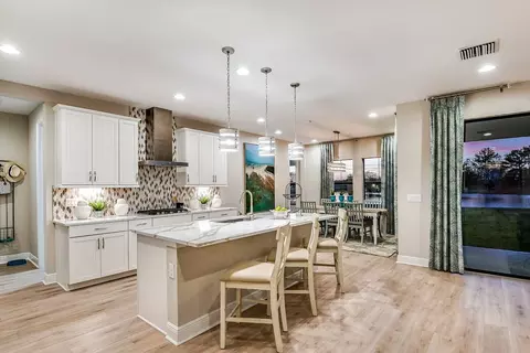 Kitchen - 14816 Rider Pass Dr, Lithia, FL 33547 photo 2 of 2