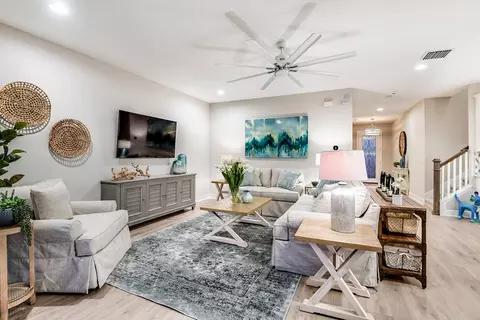 Living - 14816 Rider Pass Dr, Lithia, FL 33547 photo 4 of 4