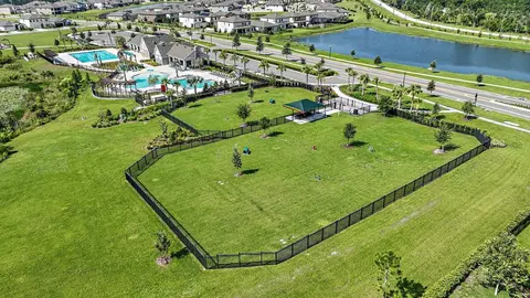 View/Area - 14816 Rider Pass Dr, Lithia, FL 33547 photo 4 of 4
