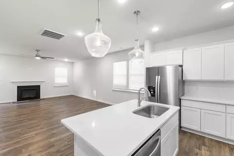 Living - 5013 Tullamore Dr, Aiken, SC 29801 photo 1 of 5