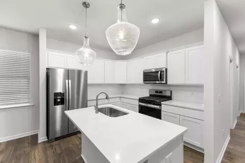 Kitchen - 5013 Tullamore Dr, Aiken, SC 29801 photo 3 of 5