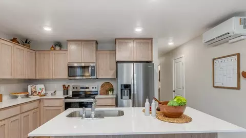 Kitchen - 6242 SE 15th St, Gresham, OR 97080 photo 3 of 6