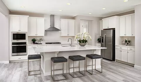 Kitchen - 1813 E Antonio Dr, Lake Point, UT 84074 photo 5 of 8