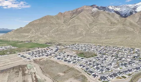 View/Area - 1813 E Antonio Dr, Lake Point, UT 84074 photo 2 of 4