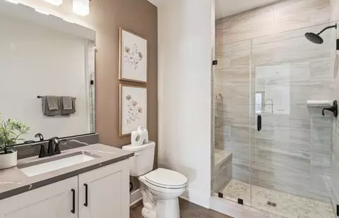 Bath - 1121 Fortune Ter, Potomac, MD 20854 photo 2 of 3