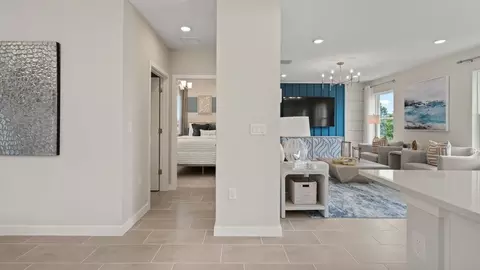 Entry Way - 219 Meredith Blvd, Winter Haven, FL 33881 photo 7 of 14