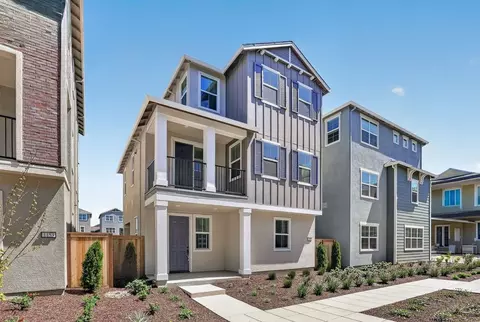 1151 Bellawood Dr, Galt, CA 95632