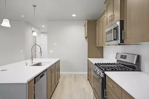 Kitchen - 19276 SW Marshmallow Pl, Bend, OR 97702 photo 1 of 6