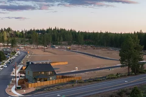 View/Area - 19276 SW Marshmallow Pl, Bend, OR 97702 photo 11 of 13