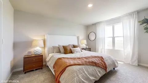 Bedroom - 6655 Silverleaf St, Papillion, NE 68133 photo 6 of 9