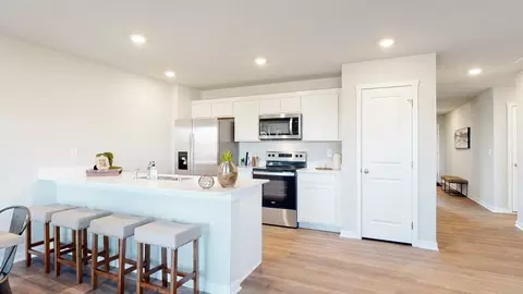 Kitchen - 6655 Silverleaf St, Papillion, NE 68133 photo 2 of 7
