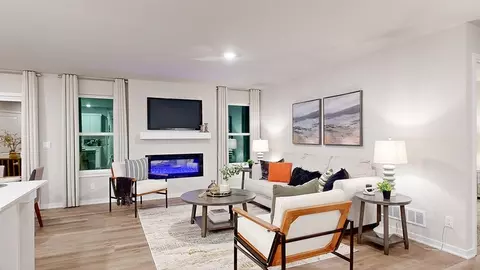 Living - 6655 Silverleaf St, Papillion, NE 68133 photo 3 of 4