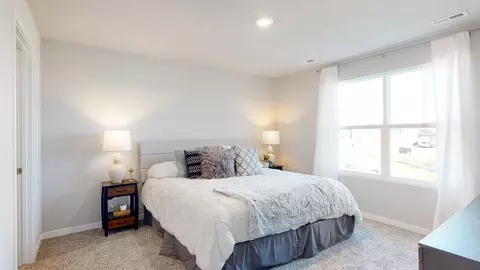 Bedroom - 6655 Silverleaf St, Papillion, NE 68133 photo 1 of 9
