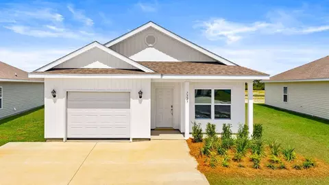 6225 Chapman Ln, Panama City, FL 32404