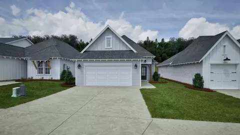 1289 Woodland Cir, Opelika, AL 36801