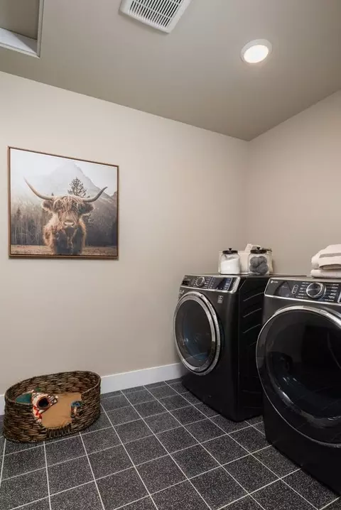 Other - 19276 SW Marshmallow Pl, Bend, OR 97702 photo 5 of 12