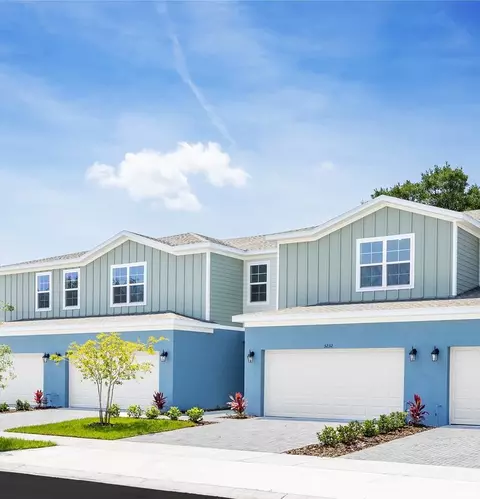 5221 Luisa Ct, Saint Cloud, FL 34771