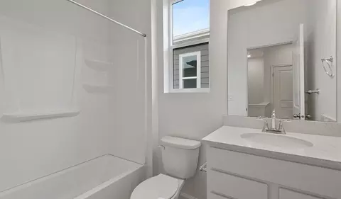 Bath - 1334 E 1670 N, Payson, UT 84651 photo 3 of 5