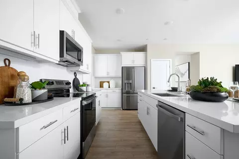 Kitchen - 463 Paradiso Pl, Covina, CA 91723 photo 1 of 4