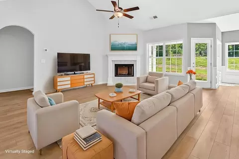 Living - 101 Beaver Crk, Lagrange, GA 30241 photo 1 of 1