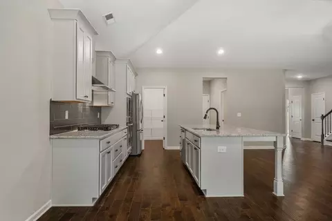 Kitchen - 102 Beaver Creek Way, Lagrange, GA 30241 photo 2 of 7