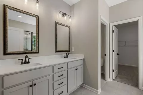Entry Way - 102 Beaver Creek Way, Lagrange, GA 30241 photo 5 of 5