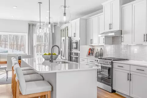 Kitchen - 9213 Klamath Ct, Frederick, MD 21701 photo 2 of 3