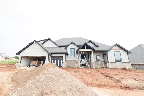 9008 Grey Joy Rd, Arcadia, OK 73007