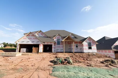 9008 Grey Joy Rd, Arcadia, OK 73007