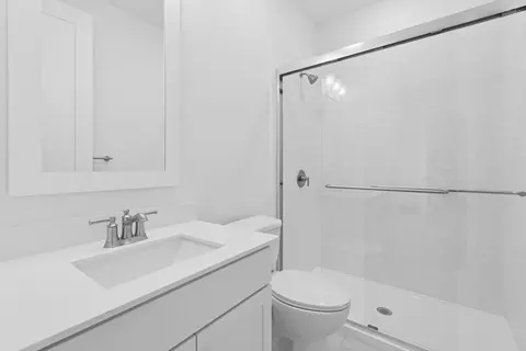 Bath - 5782 Frederick Dr, Bethlehem, PA 18017 photo 6 of 6