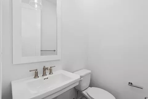 Bath - 5782 Frederick Dr, Bethlehem, PA 18017 photo 5 of 6