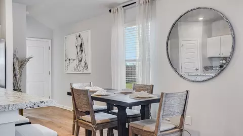Dining - 1008 Santa Fe Trl, Bauxite, AR 72011 photo 1 of 1