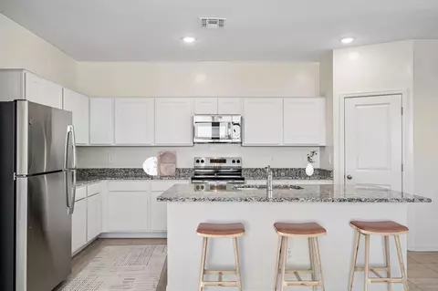 Kitchen - 10210 W Devonshire Ave, Phoenix, AZ 85037 photo 3 of 3