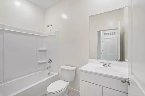 Bath - 10210 W Devonshire Ave, Phoenix, AZ 85037 photo 3 of 3