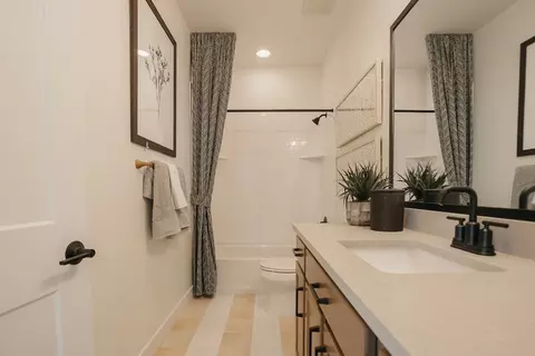 Bath - 3413 E 1000 S, Spanish Fork, UT 84660 photo 13 of 19