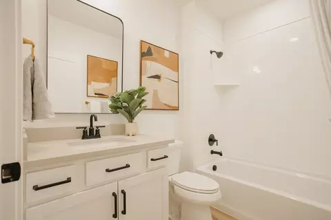 Bath - 3413 E 1000 S, Spanish Fork, UT 84660 photo 16 of 19