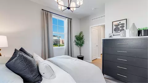 Bedroom - 1701 Lightning St, Rialto, CA 92376 photo 4 of 7