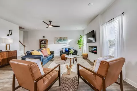 Living - 237 Fern Dale Dr, Fairburn, GA 30213 photo 2 of 2