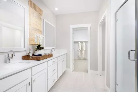 Bath - 4674 Tullamore Ave, Lathrop, CA 95330 photo 3 of 3