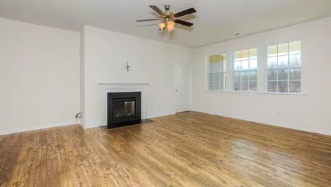 Living - 3009 Hattie St, Monroe, NC 28112 photo 3 of 8