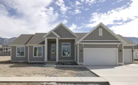 Exterior - 600 S 250 E, Hyde Park, UT 84318 photo 8 of 8