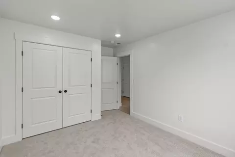 Bedroom - 600 S 250 E, Hyde Park, UT 84318 photo 7 of 17