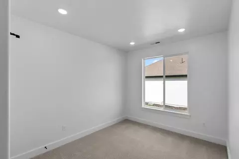 Bedroom - 600 S 250 E, Hyde Park, UT 84318 photo 17 of 17