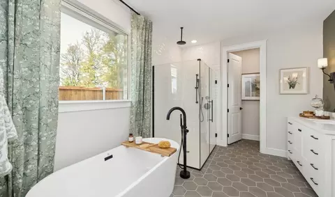 Bath - 11441 Wulstone Rd, Haslet, TX 76052 photo 3 of 8