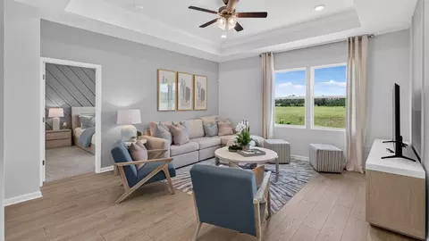 Living - 5445 Racehorse Blvd, Jacksonville, FL 32234 photo 2 of 3