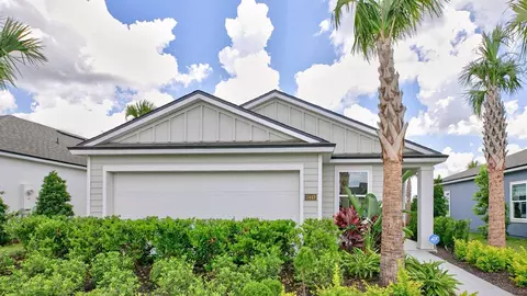 Exterior - 5445 Racehorse Blvd, Jacksonville, FL 32234 photo 5 of 6