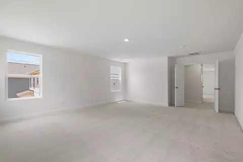 Bedroom - 550 Hydrangea St, Seneca, SC 29678 photo 1 of 11