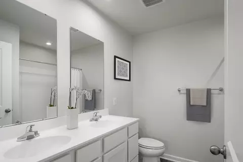 Bath - 102 Maple Grove St, Springfield, OH 45503 photo 1 of 2